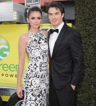 Йен Сомерхолдер и Нина Добрев