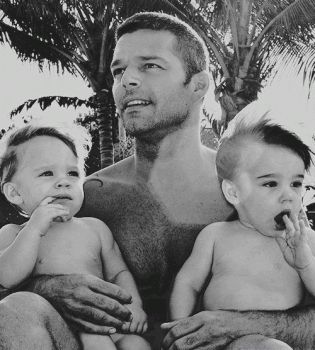 Рики Мартин