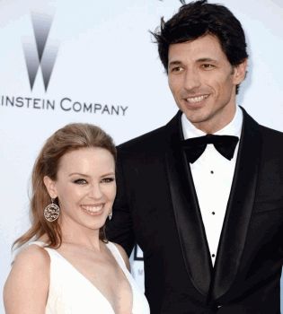 Кайли Миноуг с парнем