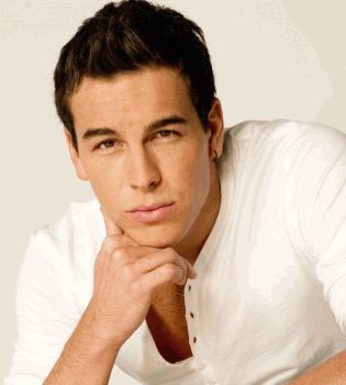 Марио Касас фото