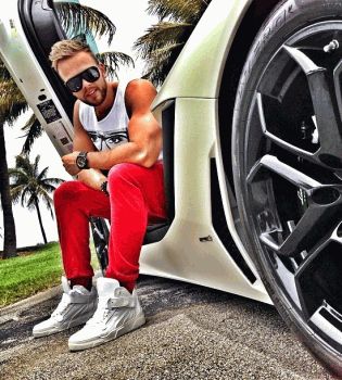 Максим Чернявский