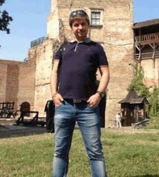 Александр Бережок