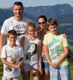 Виталий Кличко и семья