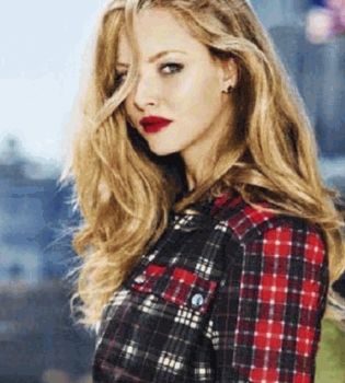 Аманда Сейфрид новое