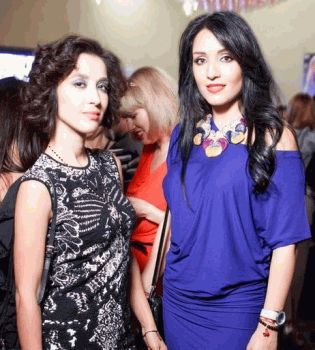 Анна и Алина Завальские