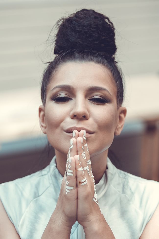 Елка на съемках клипа &laquo;Нарисуй мне небо&raquo;