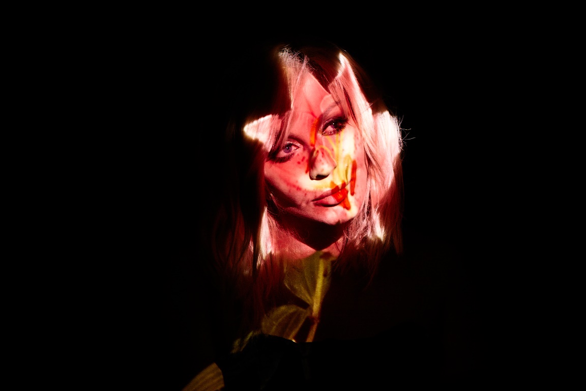 Ирина Билык сняла новый видеоклип в честь своего дня рождения