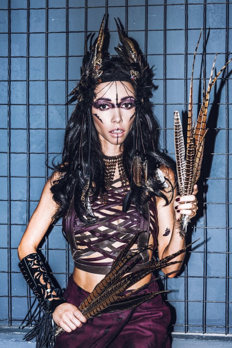 Прима-балерина Екатерина Кухар поразила макияжем в стиле voodoo 