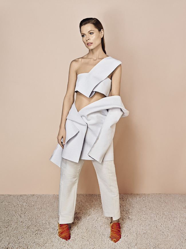 Ольга Фреймут красиво разделась для украинского глянца