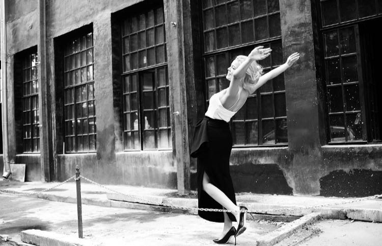 Алина Гросу