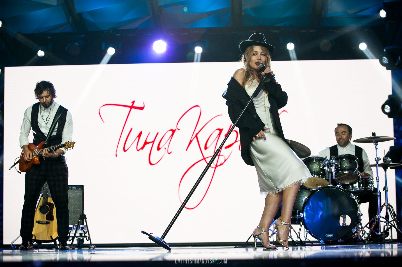 Топ-10 модных look&#039;ов Тины Кароль в Юрмале