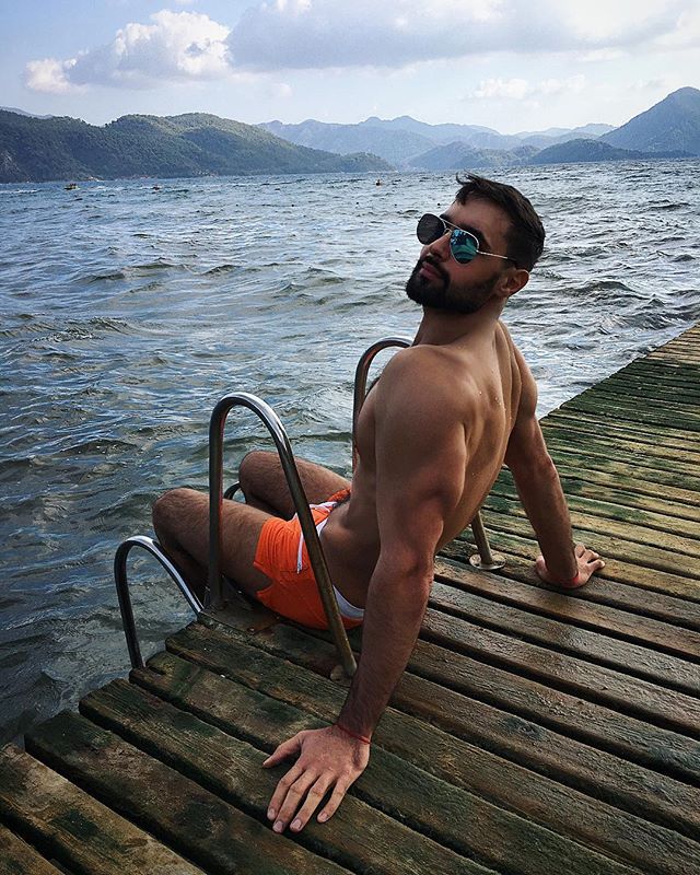 Ищу невесту: Виталий Козловский шокировал голым фото