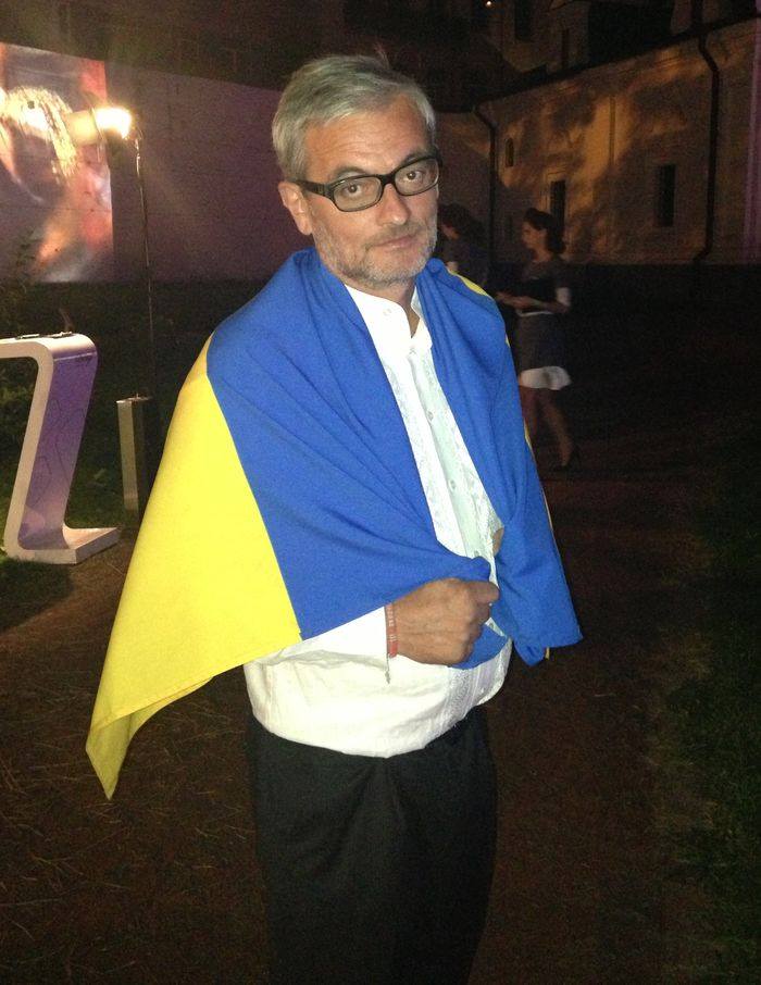 Флешмоб #VivaУкраїна: звезды поздравляют журнал Viva! с днем рождения