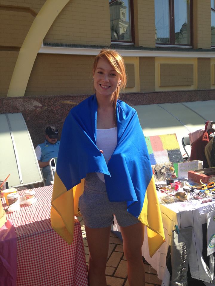 Флешмоб #VivaУкраїна: звезды поздравляют журнал Viva! с днем рождения