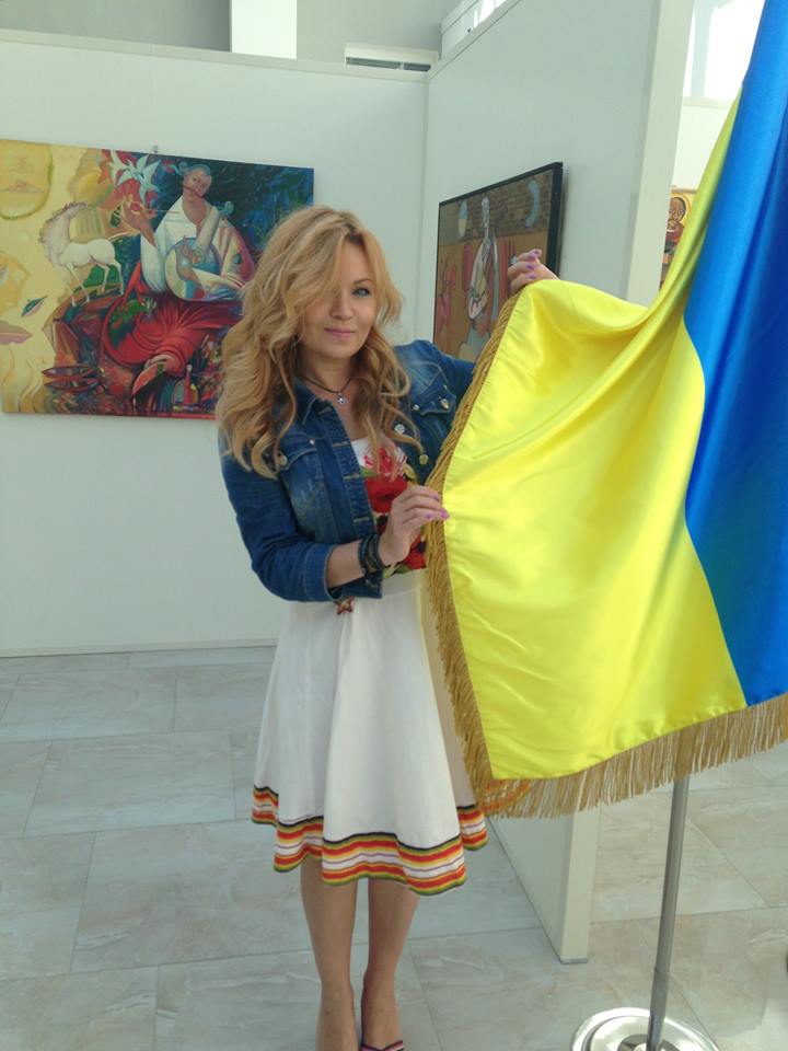 Флешмоб #VivaУкраїна: звезды поздравляют журнал Viva! с днем рождения