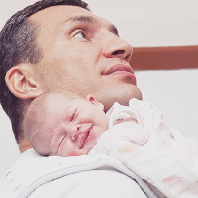 Супруга Владимира Кличко призналась, что страдала от послеродовой депрессии 