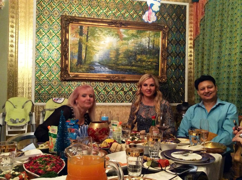 Камалия и Мохаммад Захур смешно нарядились на Новый год!