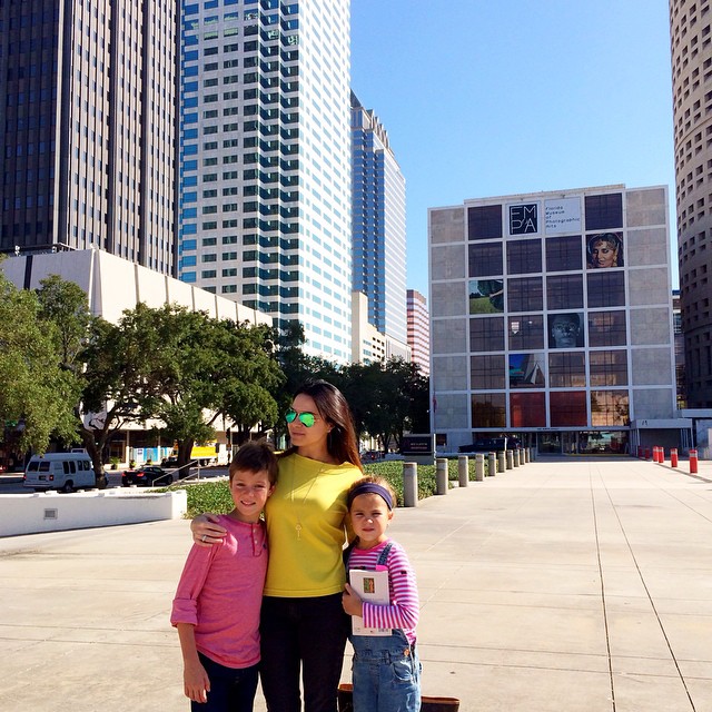 Лилия Подкопаева проводит лето в США с детьми