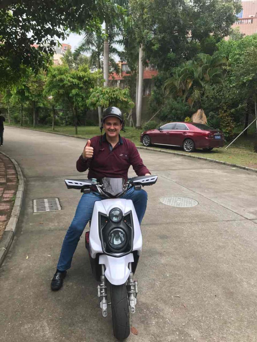 Владимир Гришко рассказал о своей жизни в Китае