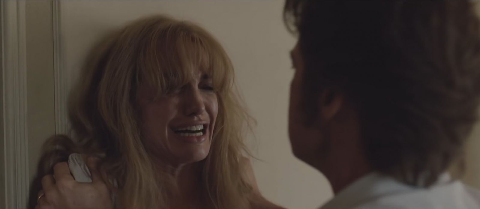 Анджелина Джоли и Брэд Питт демонстрируют чувства в новом эмоциональном трейлере