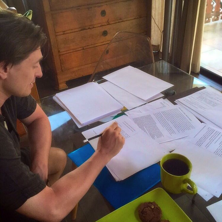 Сергей Безруков больше не носит обручальное кольцо 