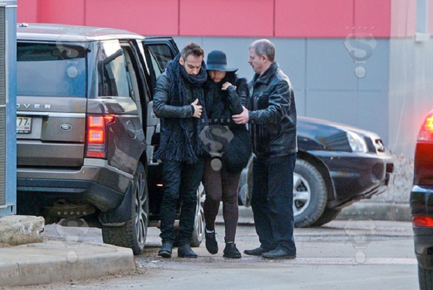Жанна Фриске и ее муж Дмитрий Шепелев в Москве попали под прицел папарацци