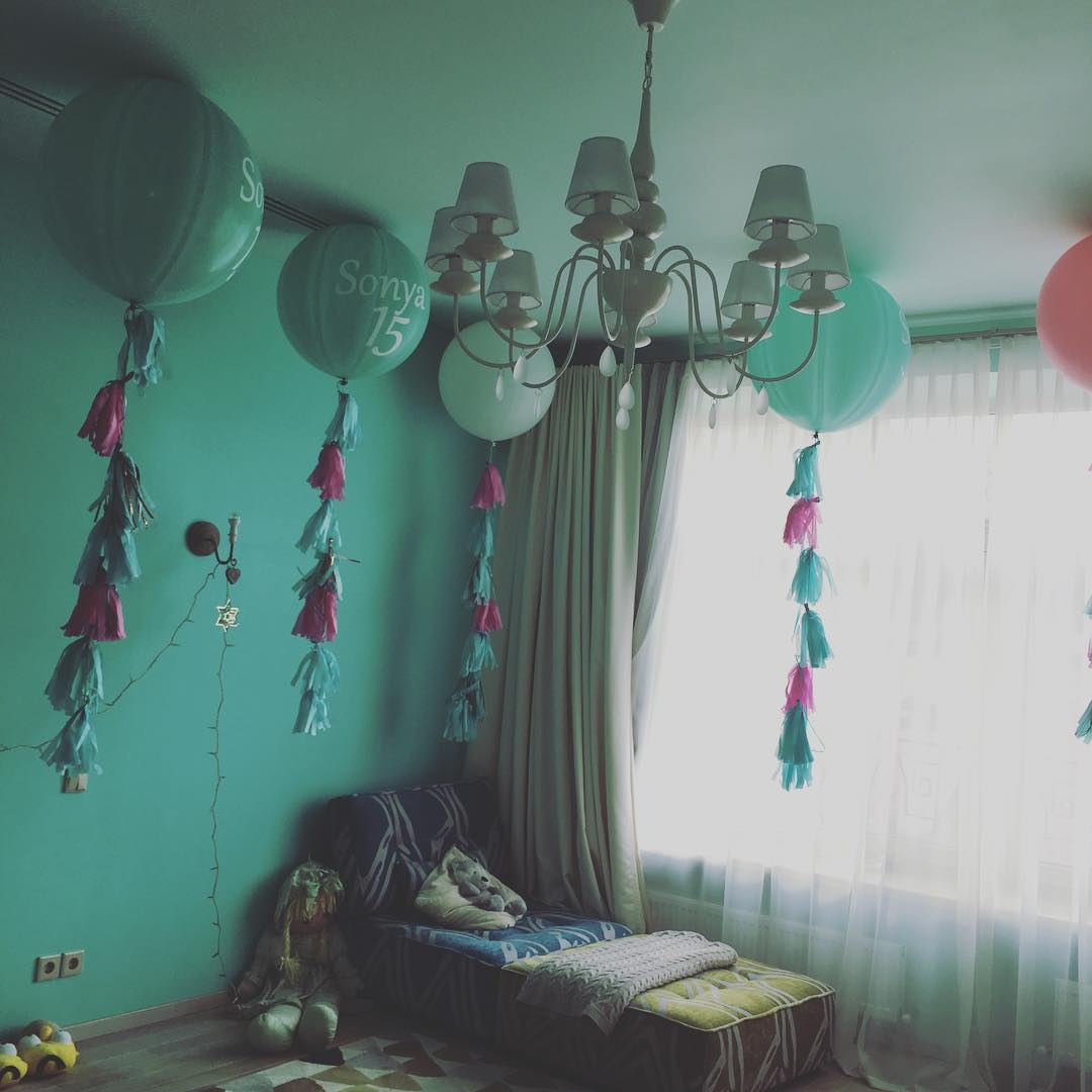 Соня Киперман надеется получить в день рождения подарок от возлюбленного 