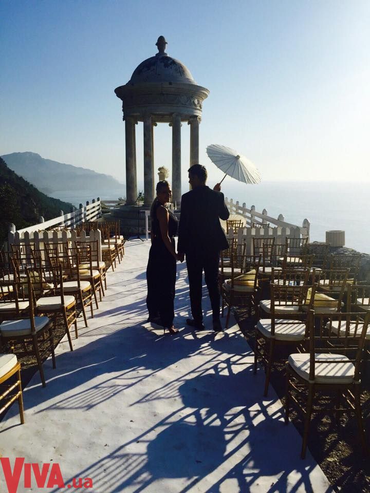 Ириша Блохина получила от мужа обручальное кольцо на Майорке