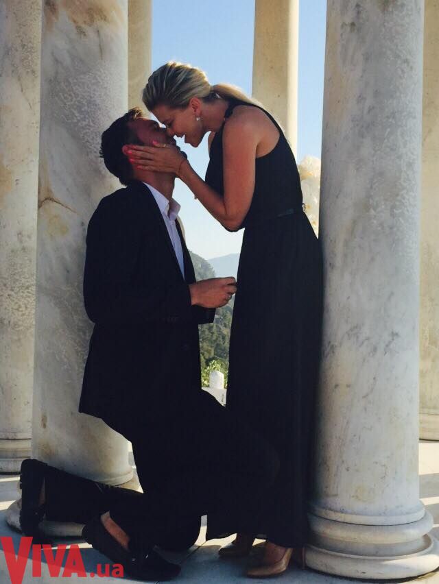 Ириша Блохина получила от мужа обручальное кольцо на Майорке