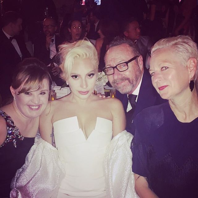 Репетиция свадьбы: Леди Гага покоряет роскошным белым нарядом