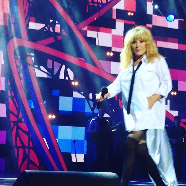 Алла Пугачева зажгла на "Новой волне" под песни Шнурова