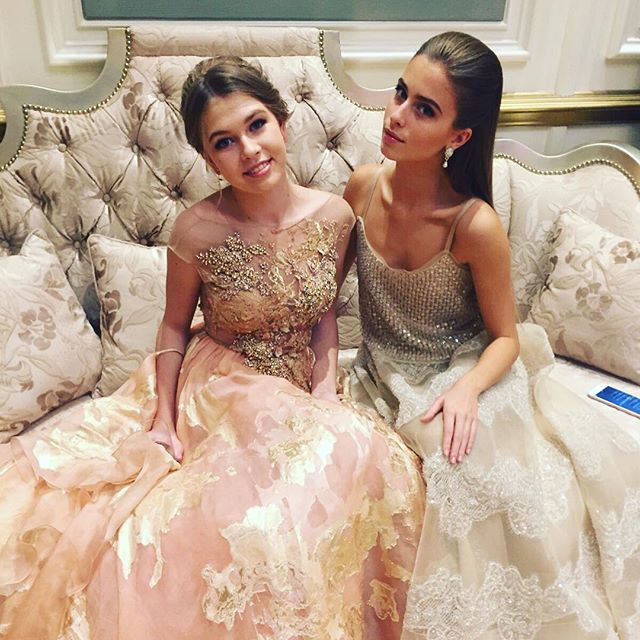 14-летняя внучка Софии Ротару покорила Москву платьем от Armani