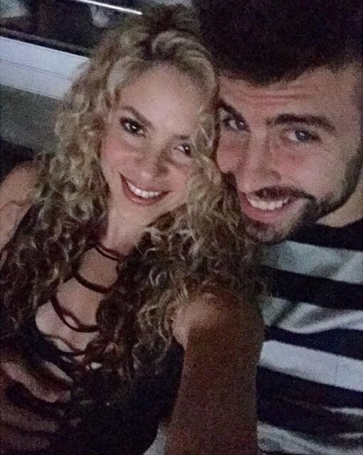 Это любовь: Шакира растрогала поклонников совместным фото с супругом Жерером Пике