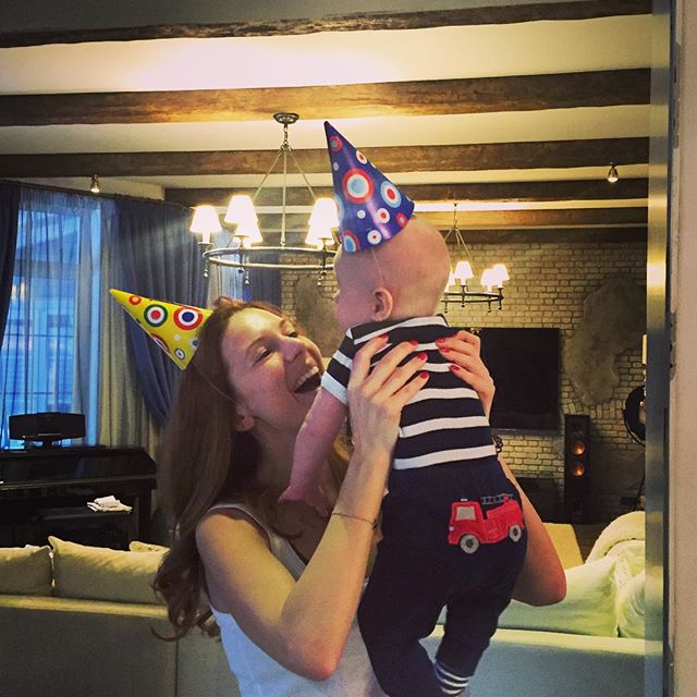 Жена Преснякова Наталья Подольская рассказала, как они встретят первый Новый год с сыном 