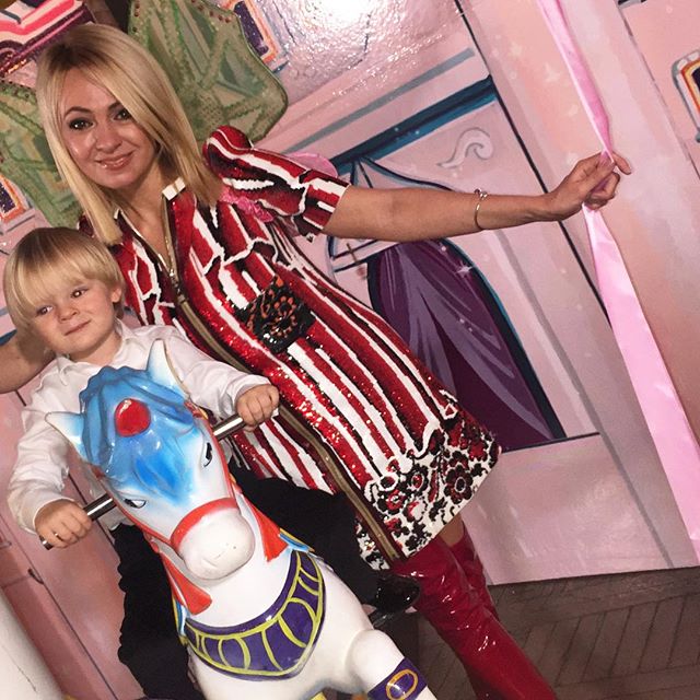 Яна Рудковская снова беременна? 