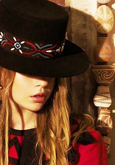 14-летняя дочь Веры Брежневой стала лицом модного бренда 