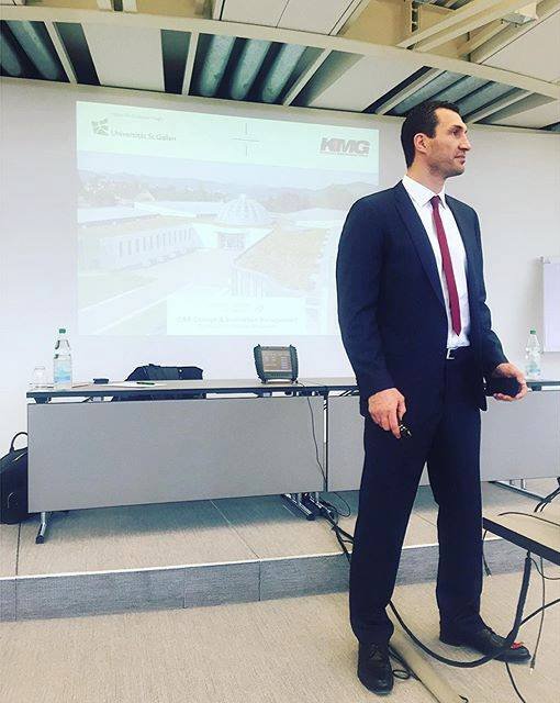 Владимир Кличко стал преподавателем швейцарского университета