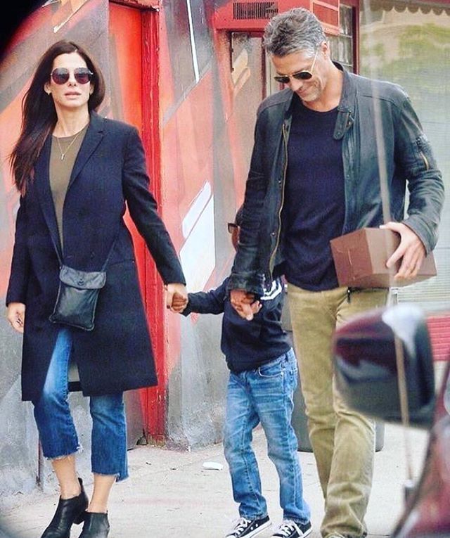 Инсайдеры рассказали подробности отношений Сандры Баллок и Брайана Рэндалла