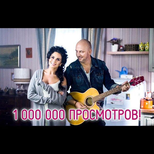 Клип о "тайне под сердцем" Насти и Потапа набирает популярность в сети 