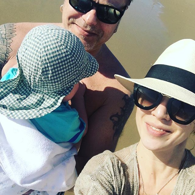 Владимир Пресняков и Наталья Подольская отдыхают с сыном в Израиле