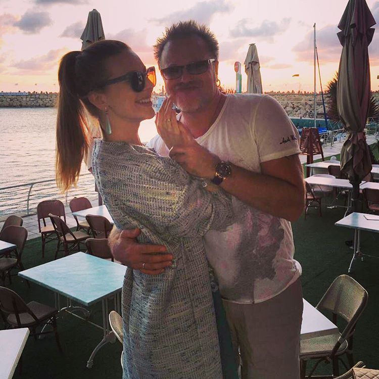 Владимир Пресняков и Наталья Подольская отдыхают с сыном в Израиле