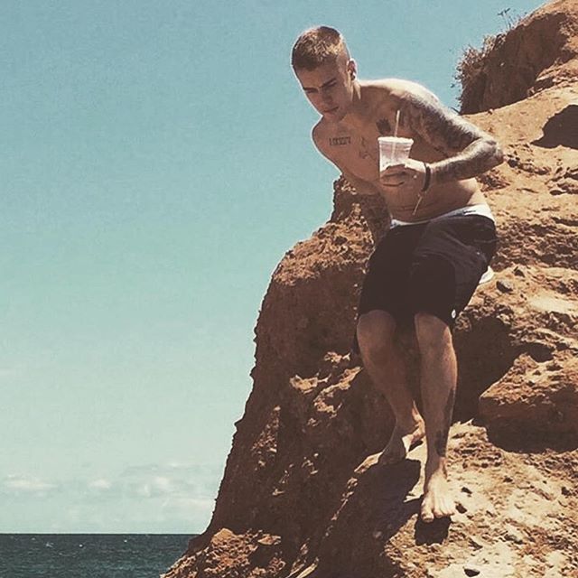 Привет, лето: Джастин Бибер открыл пляжный сезон