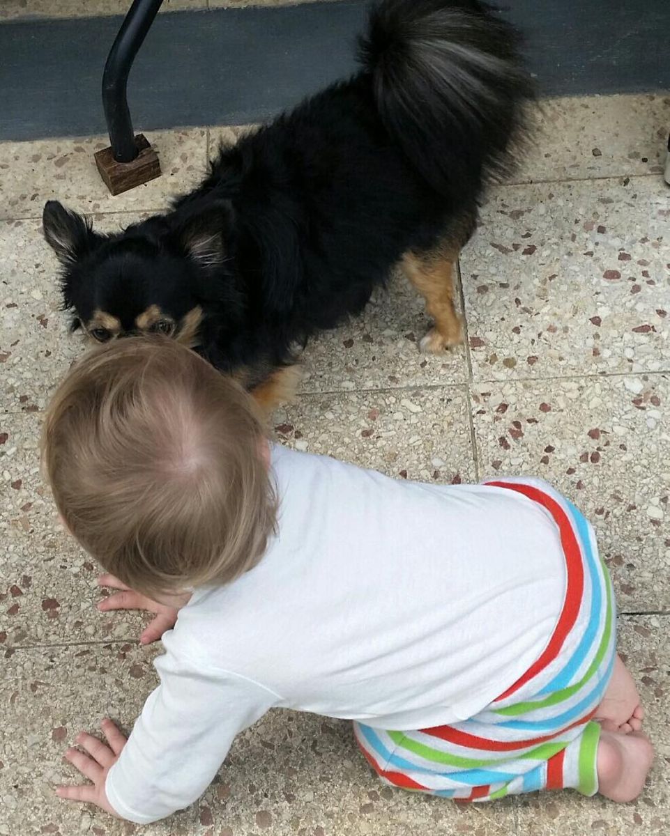 Экс-солистка группы "Тату" Лена Катина показала фото новорожденного сына