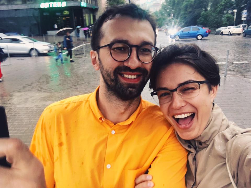 Нардеп Сергей Лещенко женился на своей возлюбленной-диджее