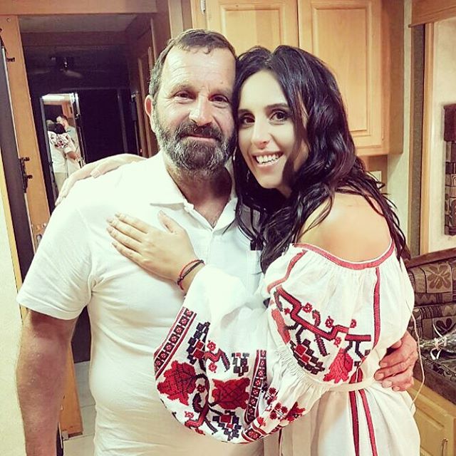 Джамала показала своего отца