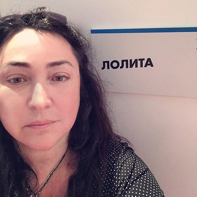 Лолита Милявская: "Русские, украинцы и латыши должны поддерживать друг друга!"