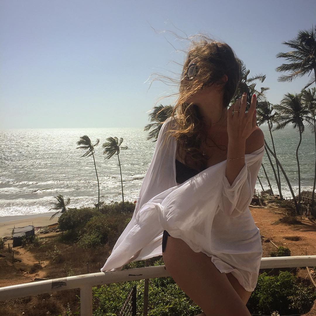 Жанна Бадоева наслаждается тишиной во время семейного отдыха на Шри-Ланке