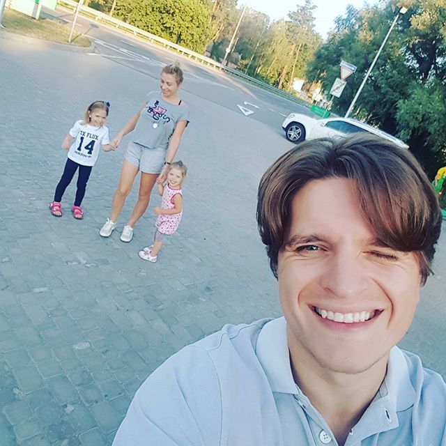 Анатолий Анатолич поделился трогательными семейными фото