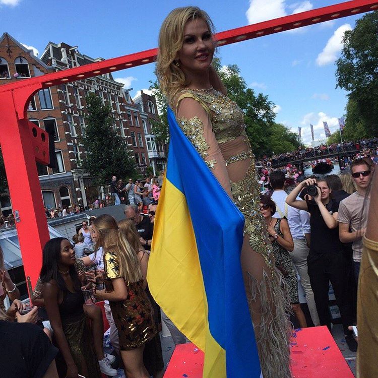 Камалия выступила на гей-параде в Амстердаме 