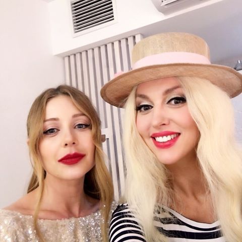 Оля Полякова расцеловала Потапа и сделала селфи с Тиной Кароль